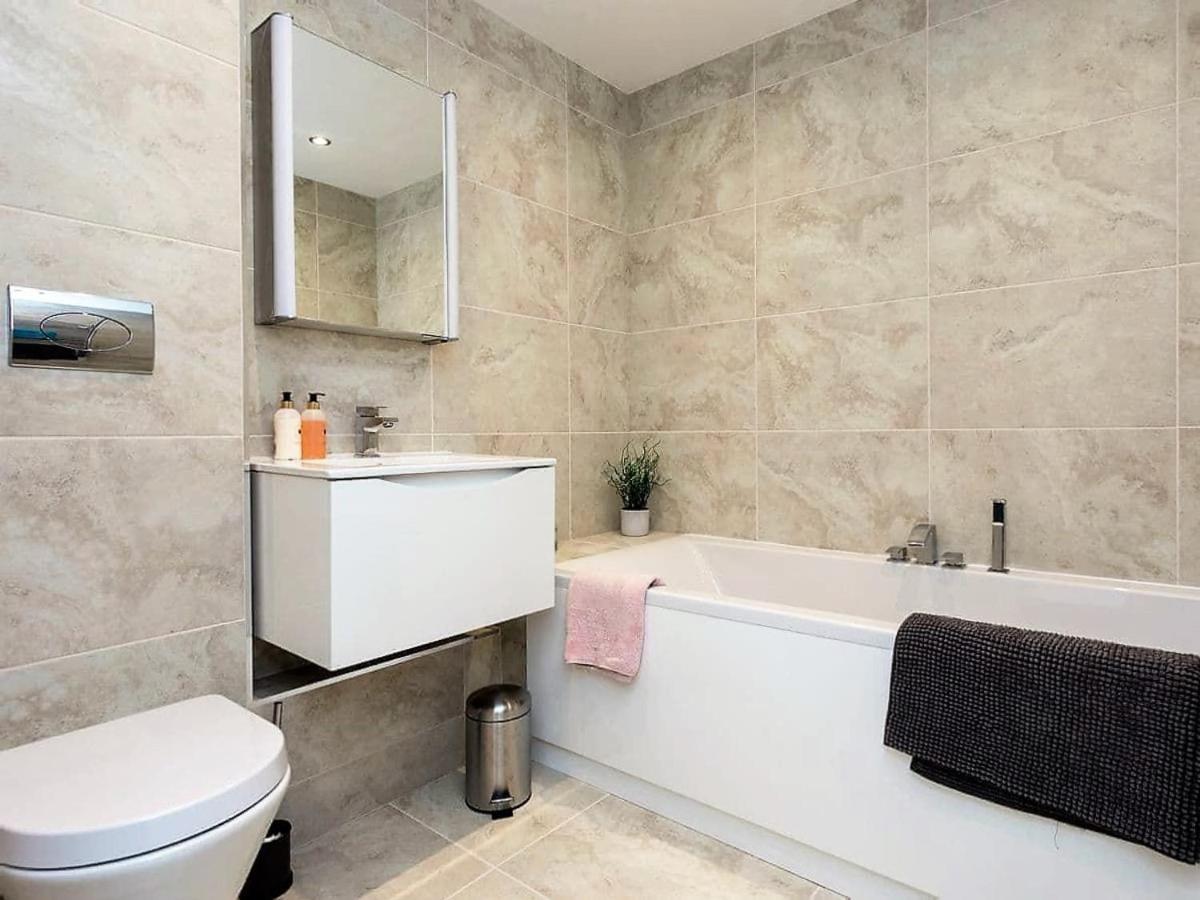 New Horizon Apartment Sandown Bagian luar foto